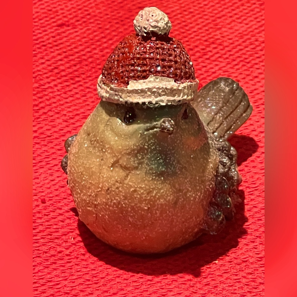 Christmas Bird Resin with Sparkling Glitter 3.5”H X 3.5”W X 2 1/4”D